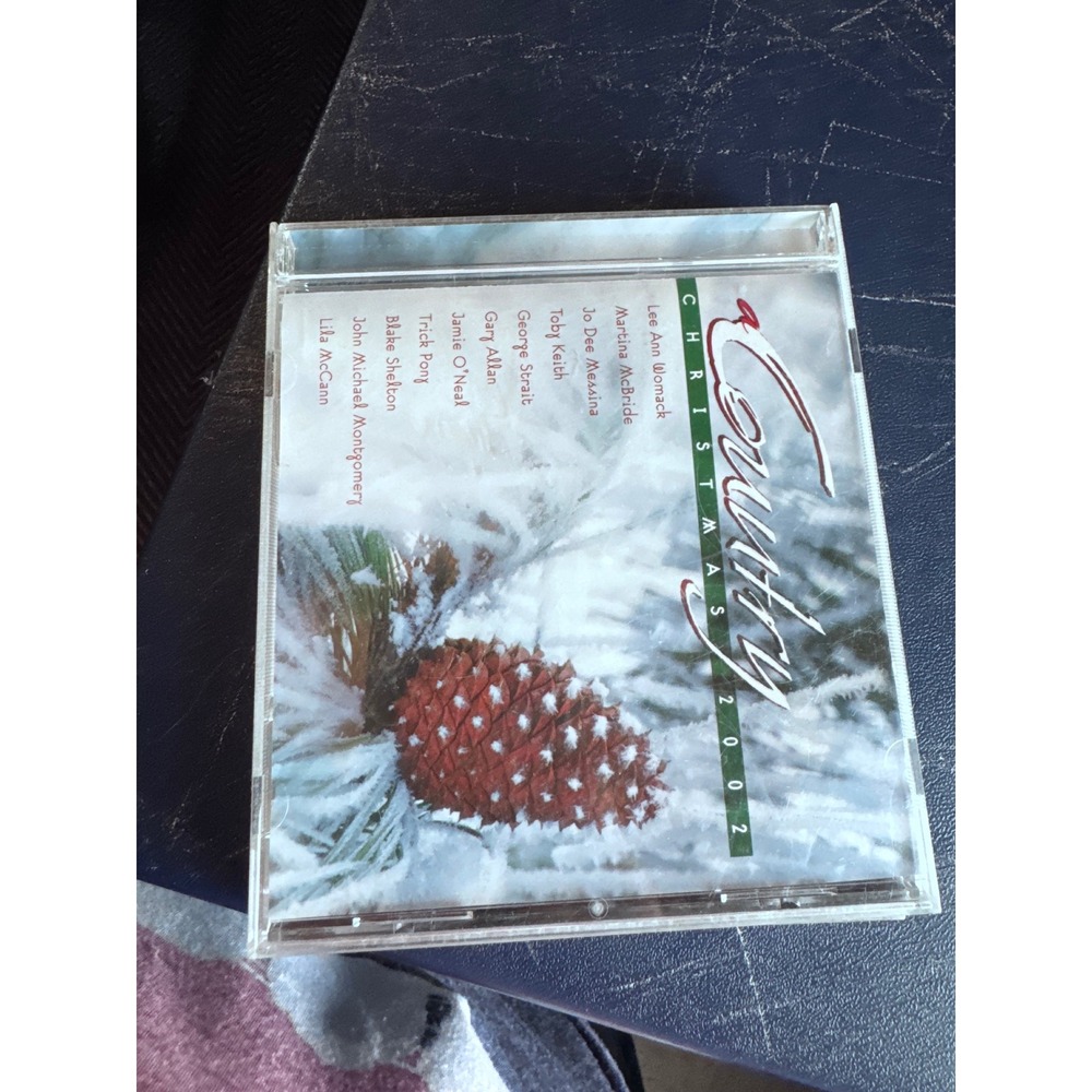 A Country Christmas 2002 CD Compilation George Strait Blake Shelton Toby Keith